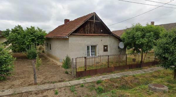 Kőtelek, Damjanich út 22.: lakóház · 510 405 Ft – árverés