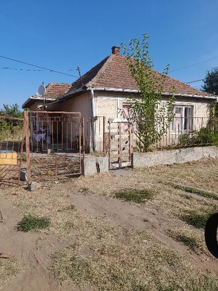 Kál, Arany János utca 42: lakóház · 1 000 000 Ft – árverés