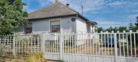 Tiszatelek, Szántó Kovács János utca 1.: lakóház · 262 500 Ft