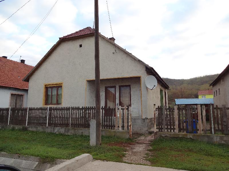 3794 Boldva, Vörösmarty út 16. – lezárult árverés, 1 820 000 Ft