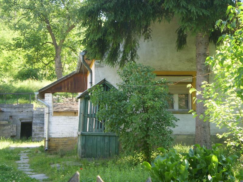 Ózd, Deák út 18: lakóház · 81 250 Ft – árverés