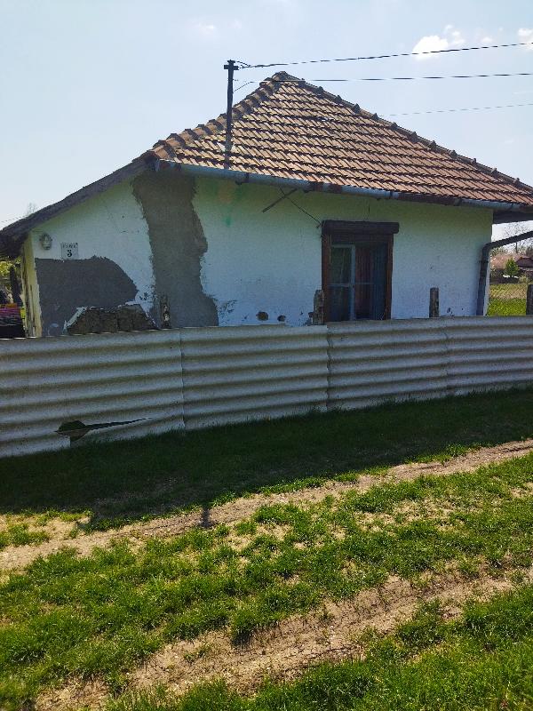 Tiszacsege, Eötvös utca 3.: lakóház · 1 000 000 Ft – árverés