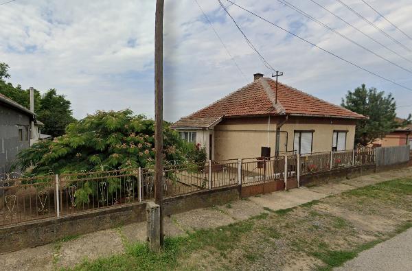 4465 Rakamaz, Körte út 19: lakóház · 450 000 Ft – ingatlanárverés