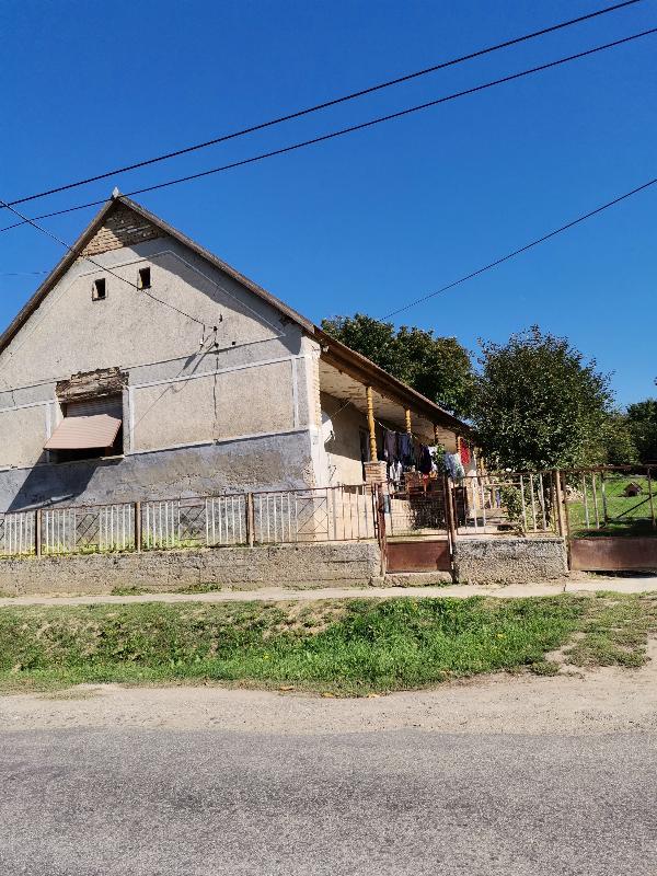 Gyulaj, Dózsa György utca 27.: lakóház · 3 000 000 Ft – árverés