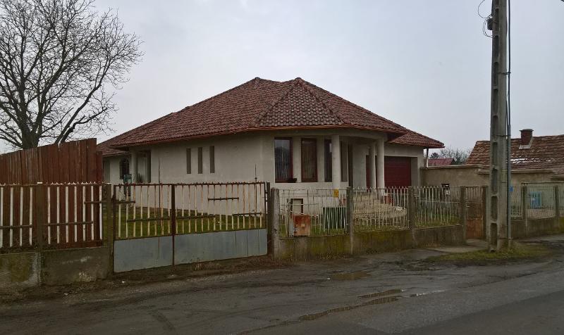 4225 Debrecen, Elek utca 119.: 11 200 000 Ft – ingatlanárverés