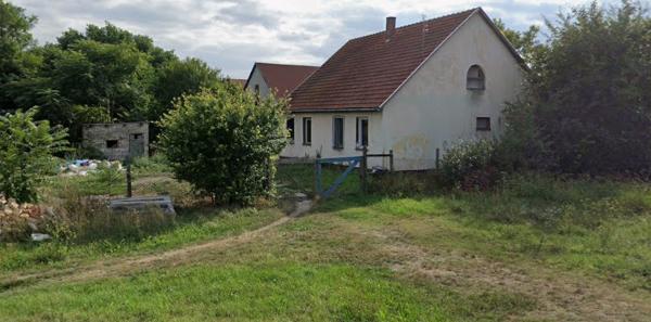 Szalkszentmárton, Vörösmarty utca 31.: lakóház · 750 000 Ft – árverés