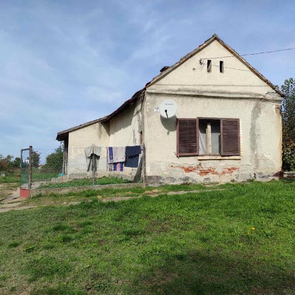Rinyaszentkirály, Petőfi utca 22.: lakóház · 900 000 Ft – árverés