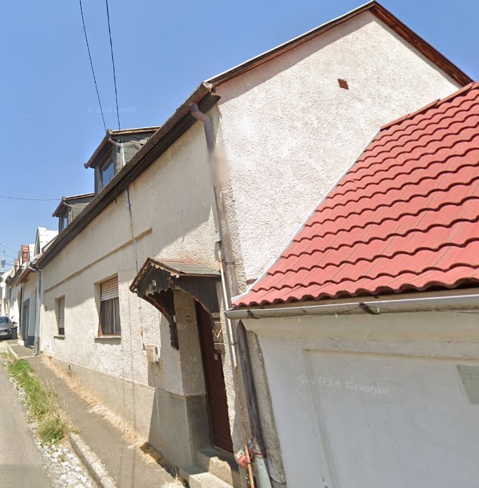 7625 Pécs, Vilmos utca 18.: lakóház · 47 400 000 Ft – ingatlanárverés