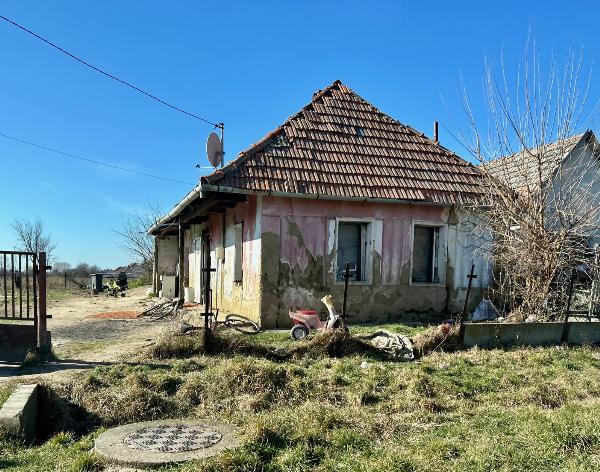 Tiszakarád, Forrás utca 41.: lakóház · 400 000 Ft – árverés