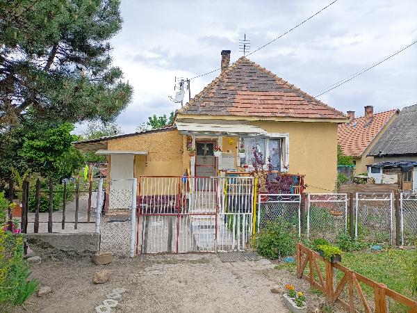 Délegyháza, Némedi utca 9.: lakóház · 415 625 Ft – árverés