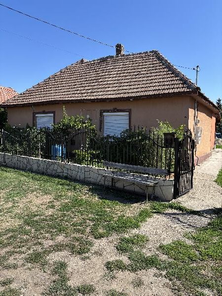 Tiszalúc, Béke utca 75: lakóház · 2 000 000 Ft – árverés