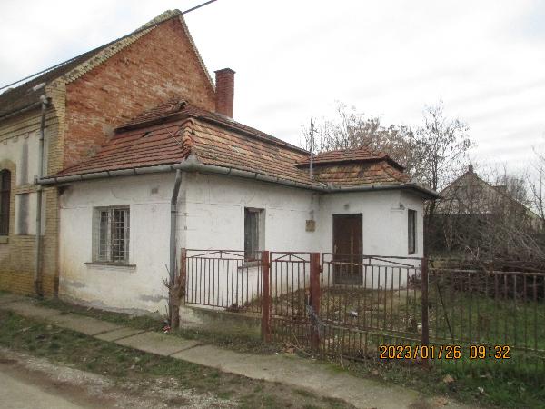 Mezőcsát, Szent István utca 50.: lakóház · 1 750 000 Ft – árverés