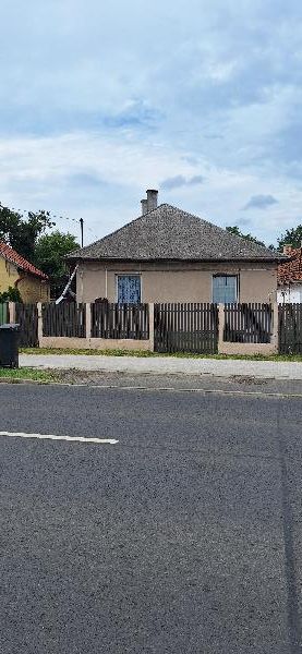 Nyíradony, Debreceni utca 103.: lakóház · 2 511 250 Ft – árverés