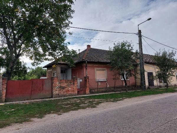 5475 Csépa, Béke utca 110: lakóház · 500 000 Ft – ingatlanárverés