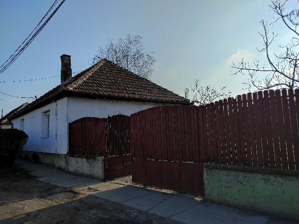 Kiskunhalas, Vezér utca 10.: lakóház · 350 000 Ft – árverés