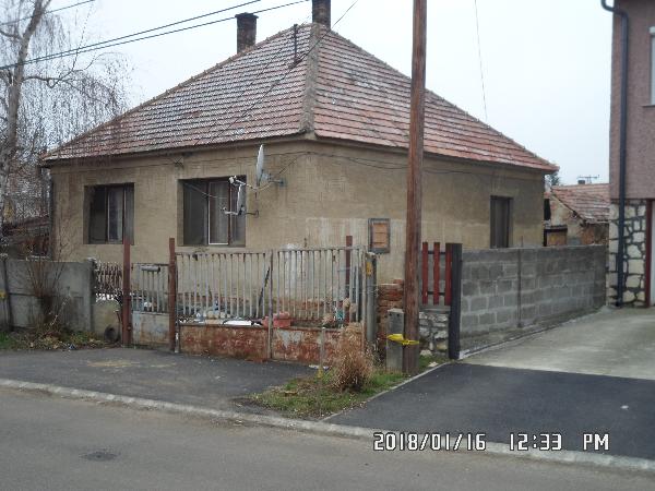 9330 Kapuvár, Vargyas utca 70.: lakóház · 160 953 Ft – ingatlanárverés