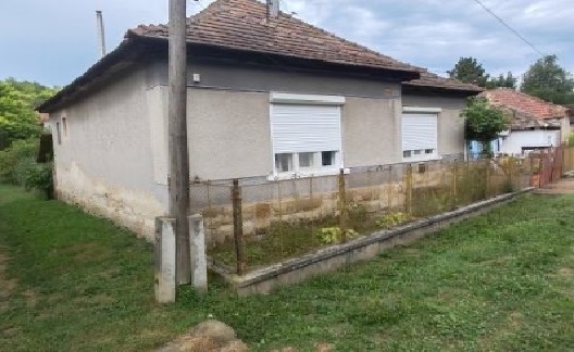 Szajla, Kossuth Lajos út 54.: lakóház · 355 000 Ft – árverés