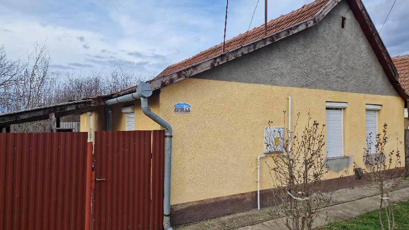 Elek, Cinka Panna utca 14.: lakóház · 525 000 Ft – árverés