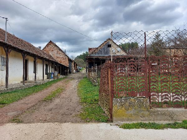 7381 Ág, Alkotmány utca 41.: lakóház · 7817 Ft – ingatlanárverés