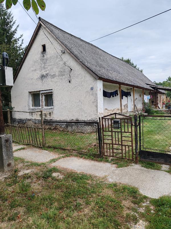 Mindszentgodisa, Béke utca 3.: lakóház · 385 000 Ft – árverés