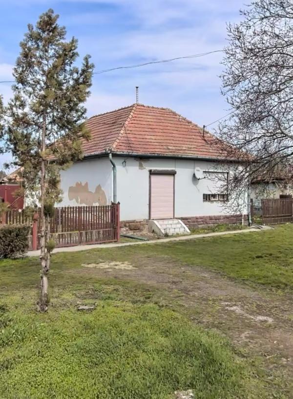 3296 Zaránk, Fő utca 22.: lakóház · 1 662 500 Ft – ingatlanárverés