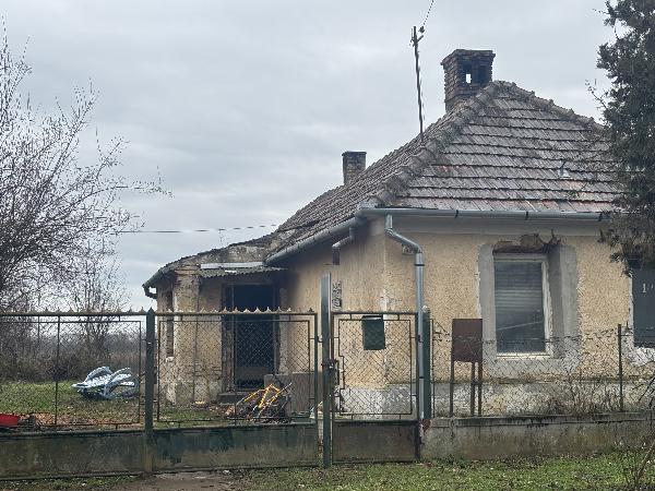 Türje, Széchenyi utca 56: lakóház · 75 000 Ft – árverés
