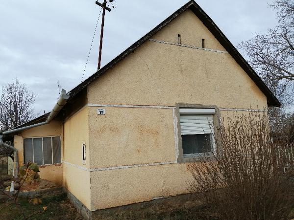 Dombóvár, Fecske utca