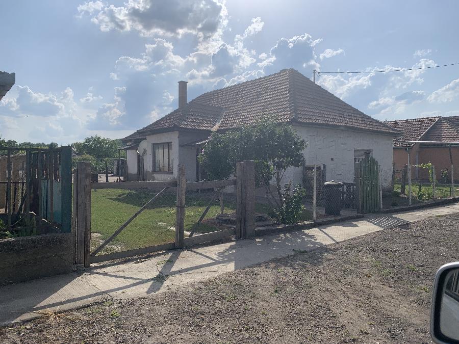 Dunavecse, Bem utca 2.: lakóház · 600 000 Ft – árverés